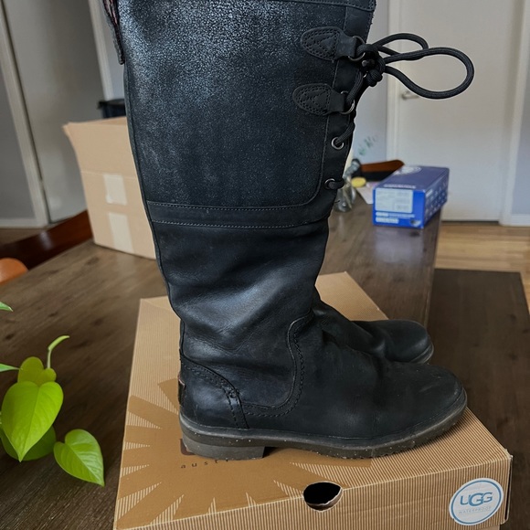 Ugg Elsa Black Winter Boots - Picture 3 of 8